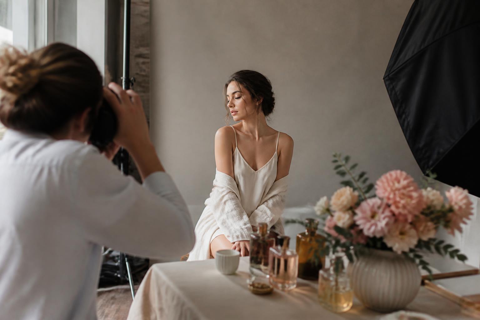Das perfekte Styling für ein Foto-Shooting: Wie Düfte und Details die richtige Stimmung schaffen